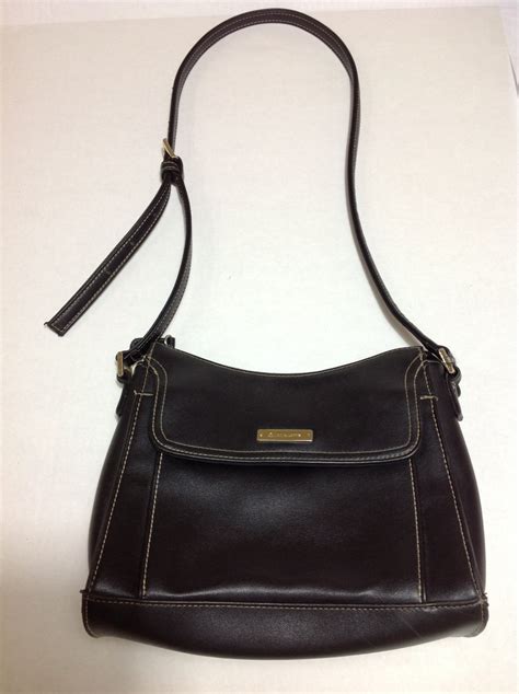 1983 <b>Liz</b> <b>Claiborne</b> Vintage <b>Women's</b> Dark Gray Embossed Leather Classic Logo Crossbody Handbag <b>Purse</b> Rectangular 12" (40) $ 27. . Womens liz claiborne purse